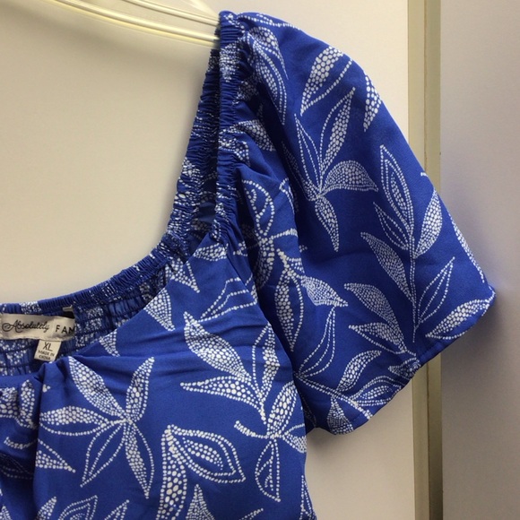 Absolutely Famous Blue and White Patterned Maxi Dress - Picture 5 of 16